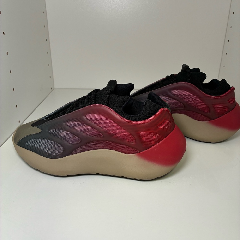 adidas Yeezy 700 v3 “Fade Carbon” Kids Sneakers - Black, Gray, Tan, Red, Blue - Picture 4 of 6
